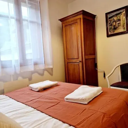 Maison Vidal, Au Pied De L'aubrac *