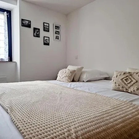 Maison Vidal, Au Pied De L'aubrac Coubisou