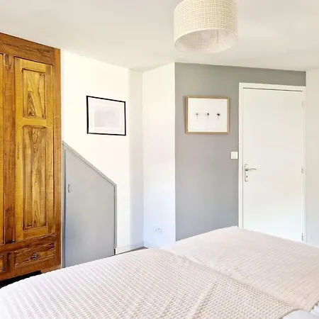 Maison Vidal, Au Pied De L'aubrac Ferienhaus *