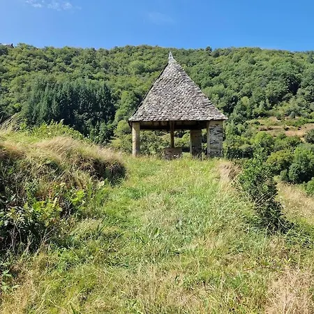 Maison Vidal, Au Pied De L'aubrac *