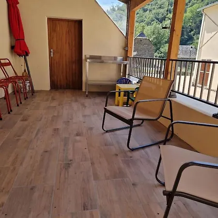 Maison Vidal, Au Pied De L'aubrac