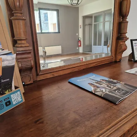 Maison Vidal, Au Pied De L'aubrac Coubisou