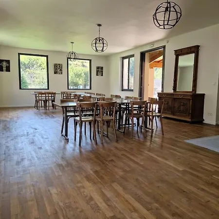 Maison Vidal, Au Pied De L'aubrac Holiday home *