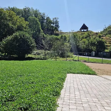 Semesterbostad Maison Vidal, Au Pied De L'aubrac