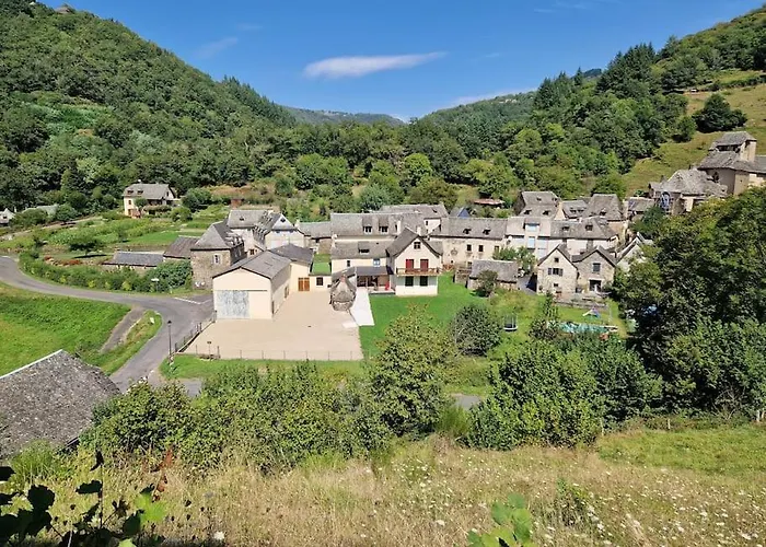 Maison Vidal, Au Pied De L'aubrac * Coubisou